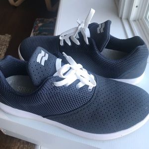 STR/KE MVMNT chill pill transit 2 Navy